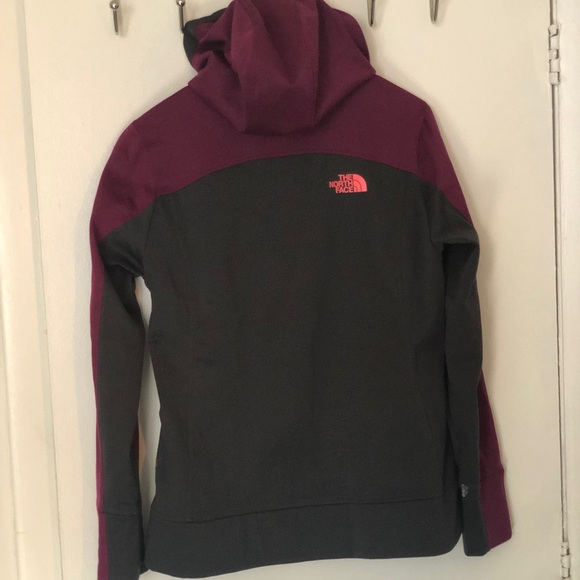 North Face Spring Jacket - Picture 5 of 8